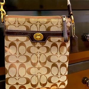 Vintage Brown Coach crossbody